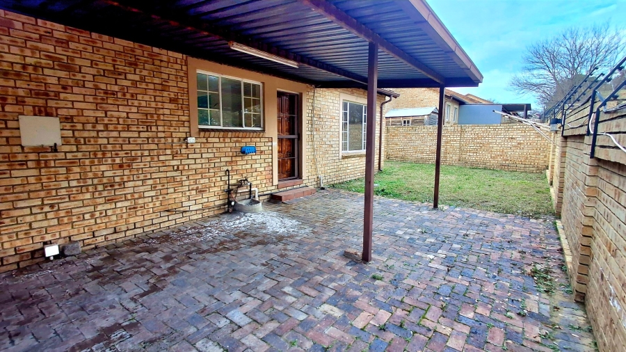 2 Bedroom Property for Sale in Sasolburg Ext 11 Free State